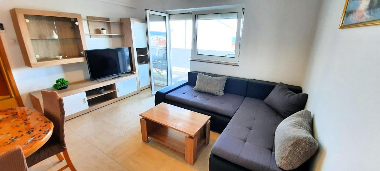 Apartment Miroslav Krk Town Eksteriør bilde